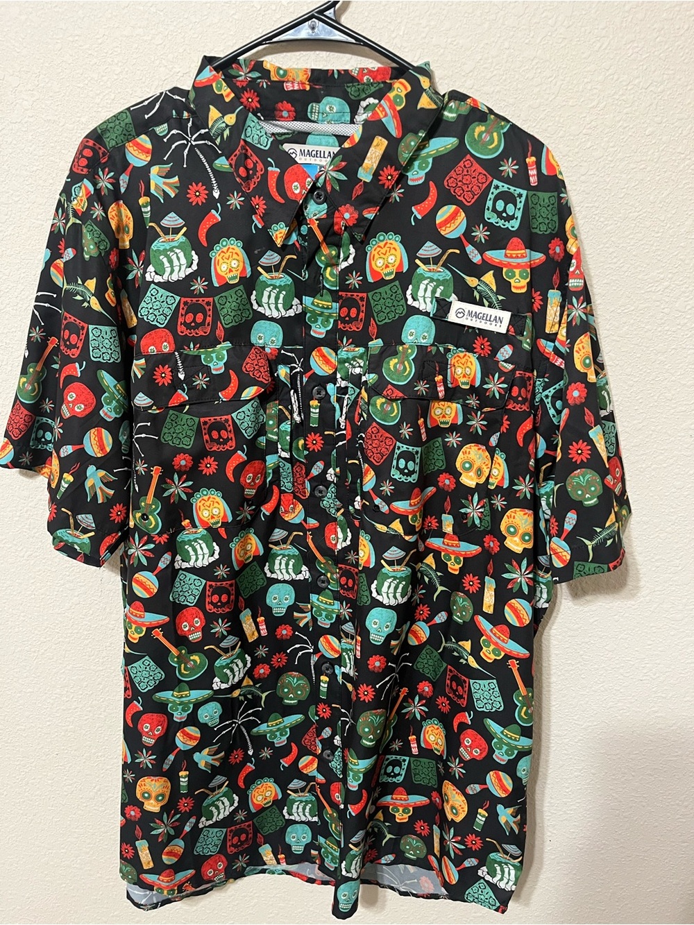 Magellan Outdoors Men’s Black Short-Sleeve Printed Camp Shirt